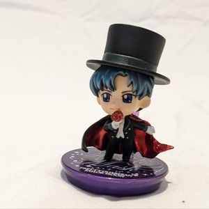 Tuxedo Mask figure